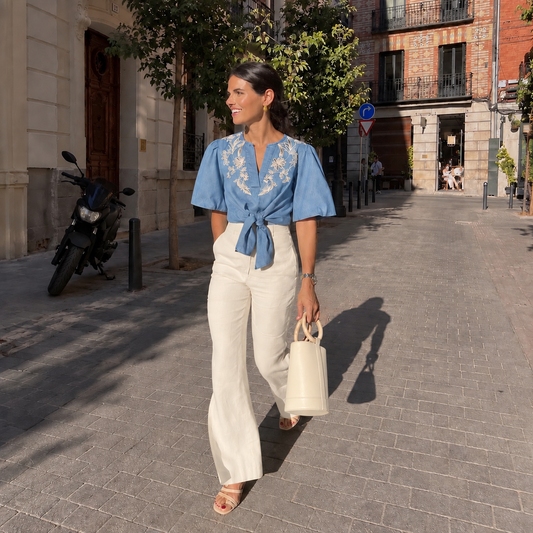 Maeve Puff-Sleeve Embroidered Blouse by Anthropologie (Surplus - New)