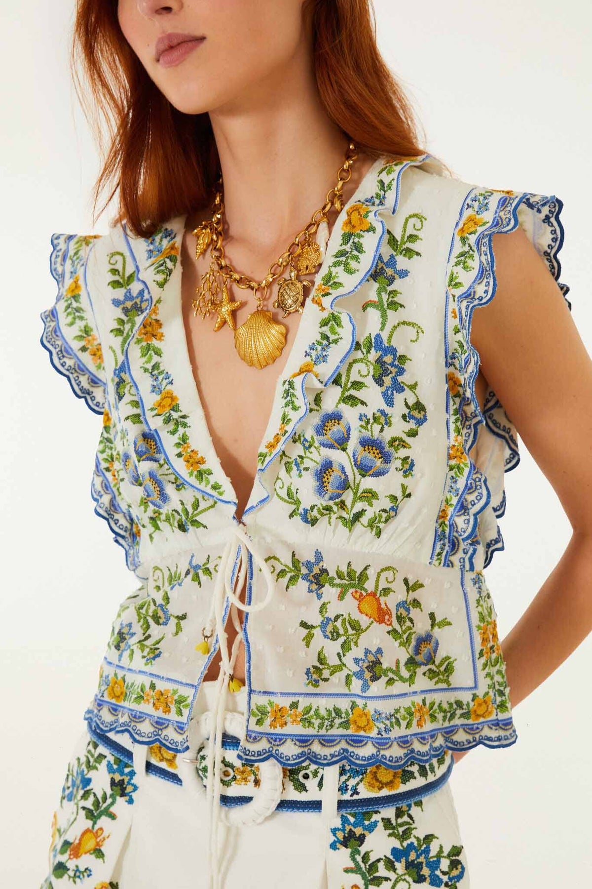 Farm Rio Off-White Emily Floral Tapestry Drawstring Blouse (Surplus - New)